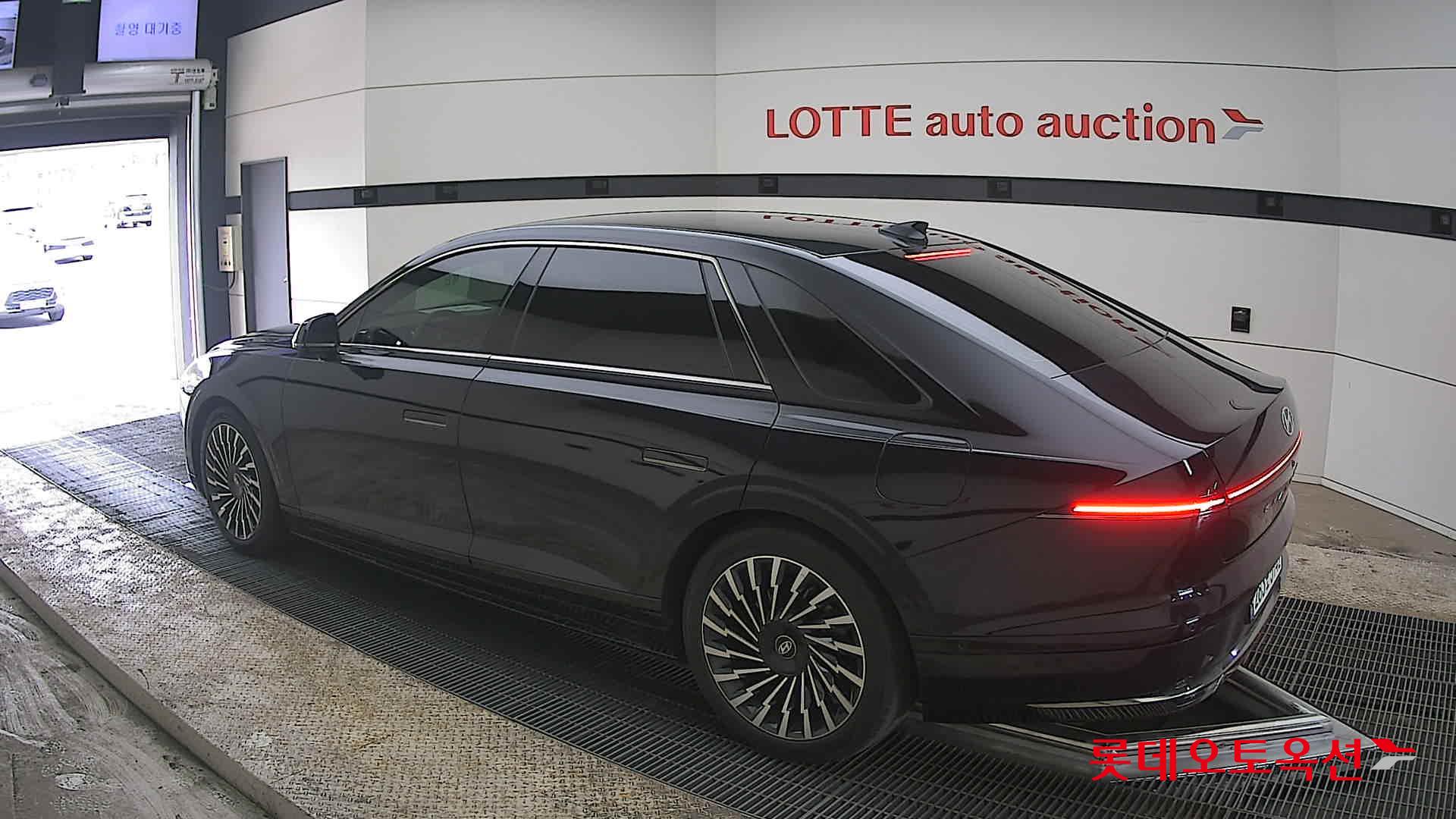 هيونداي أزيرا