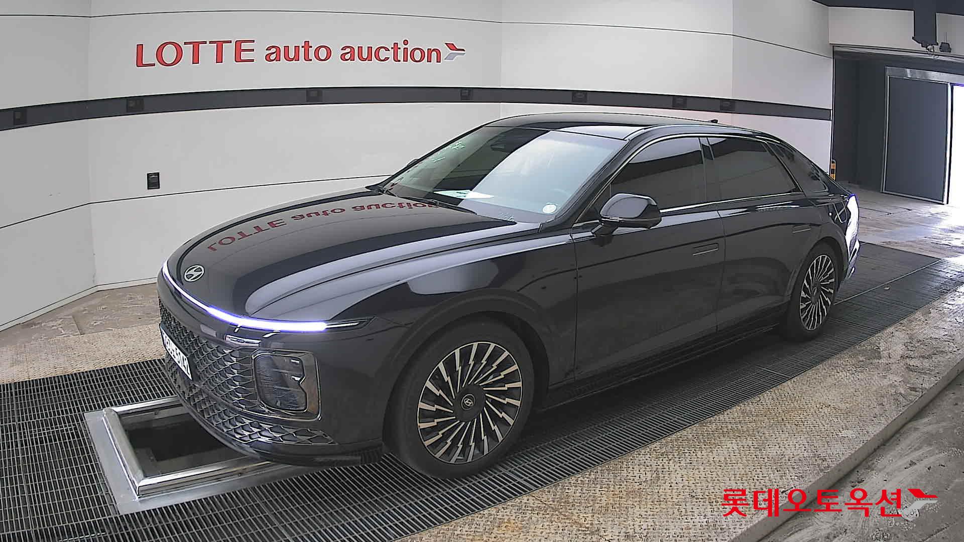 هيونداي أزيرا