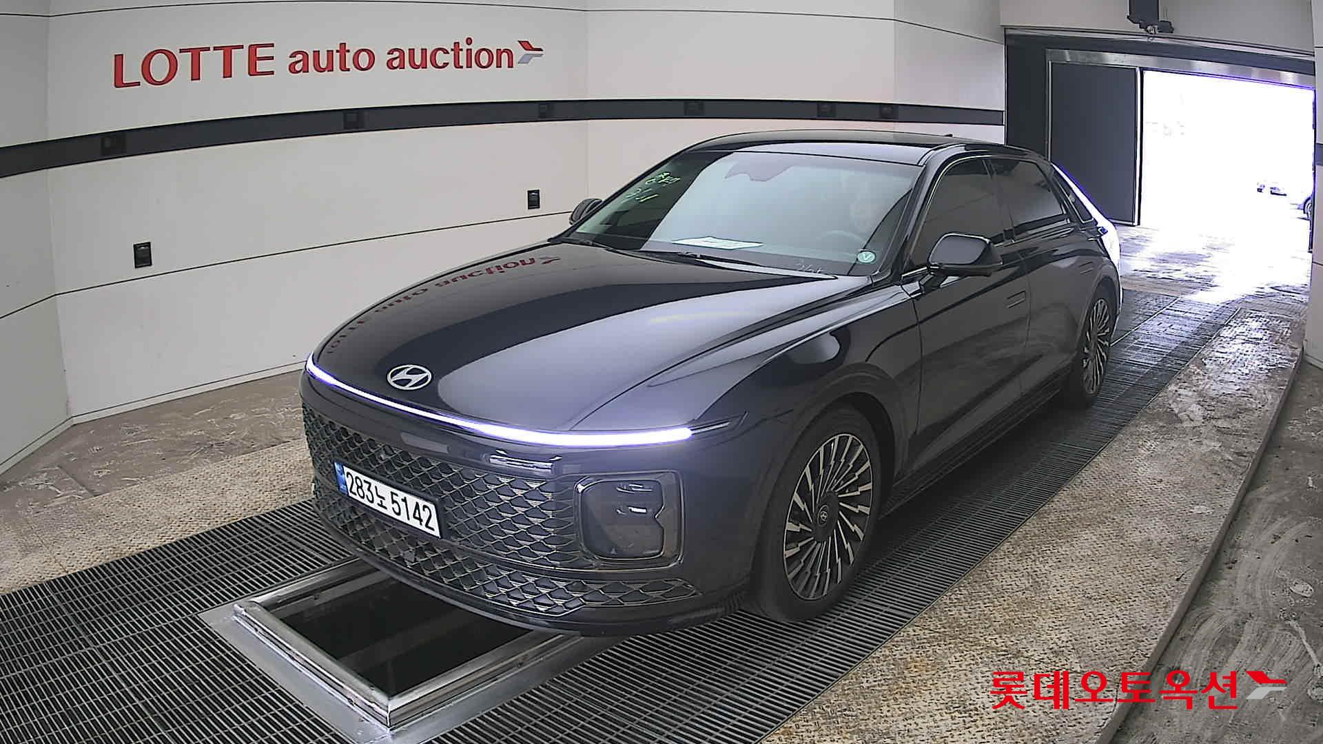 هيونداي أزيرا