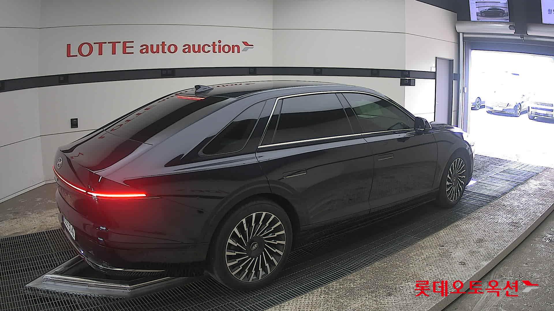 هيونداي أزيرا