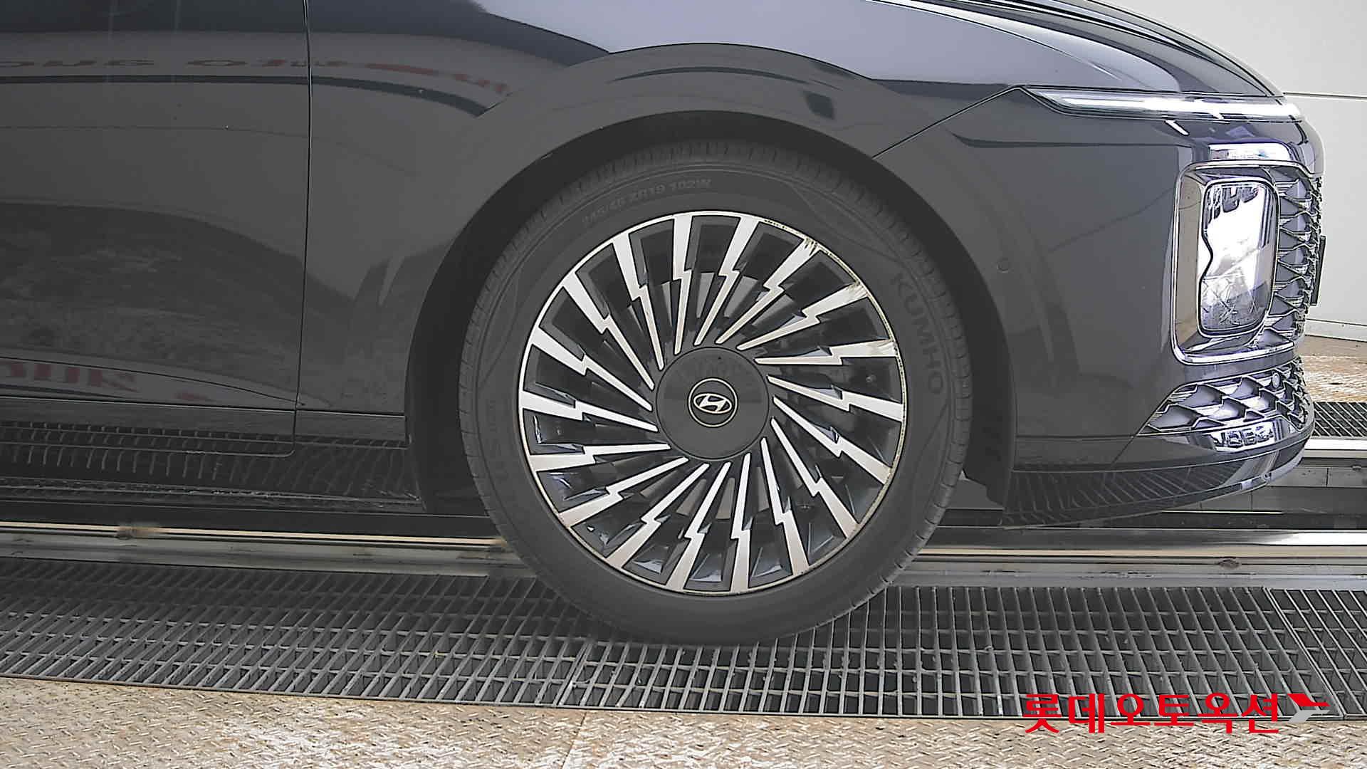 هيونداي أزيرا