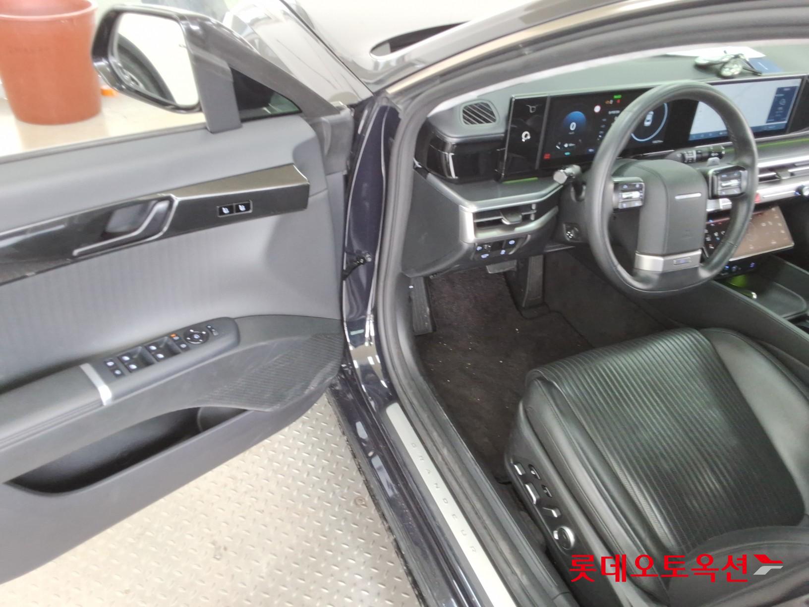 هيونداي أزيرا