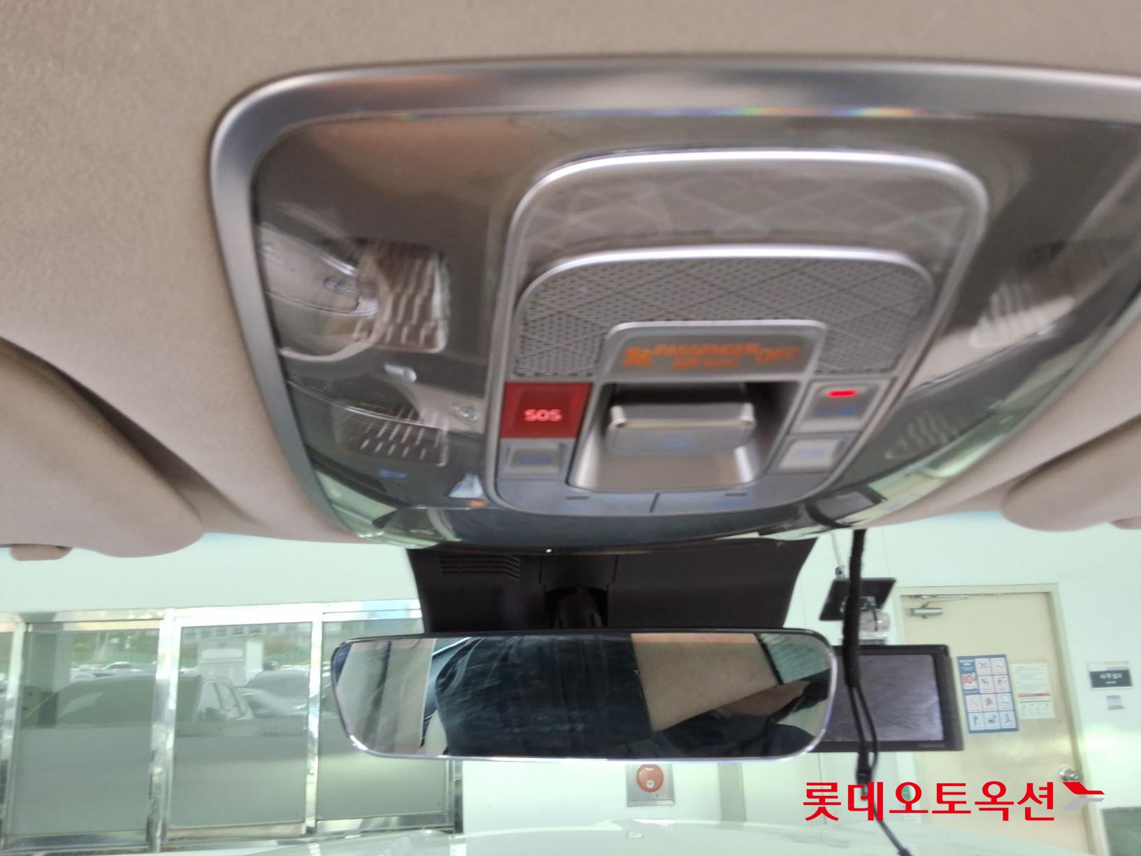 جينسس جي في 70