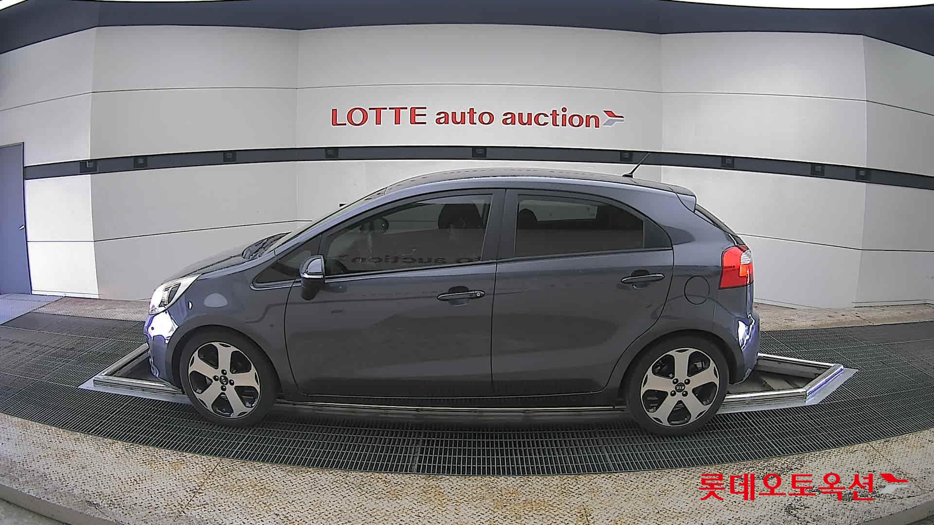 Kia Pride - 13