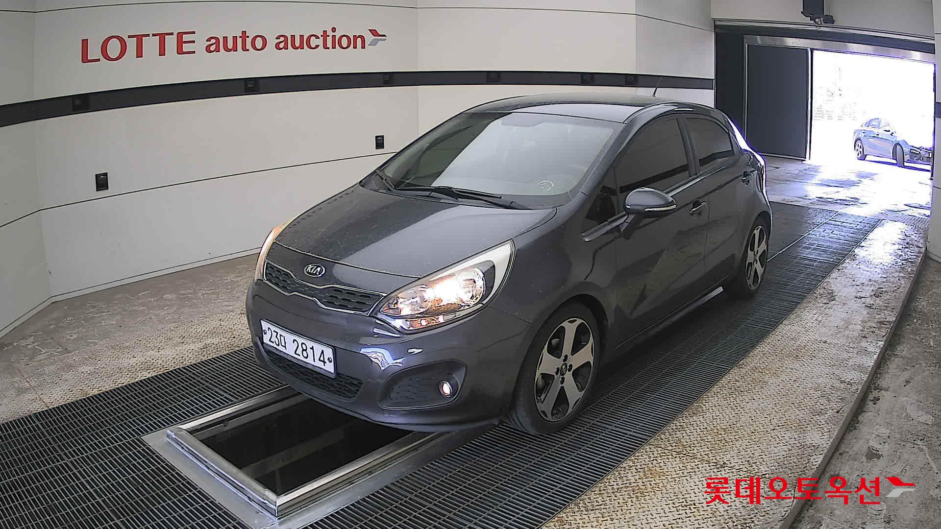 Kia Pride - 3