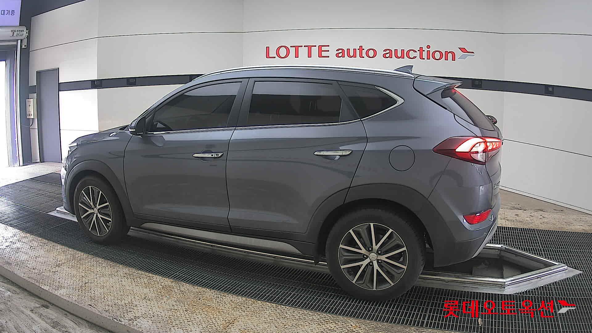 Hyundai Tucson - 14