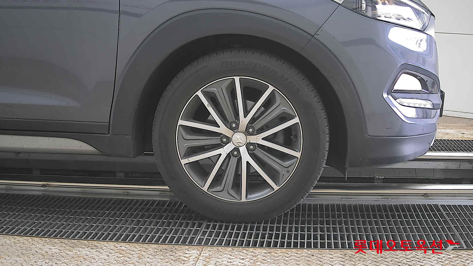 Hyundai Tucson - 27