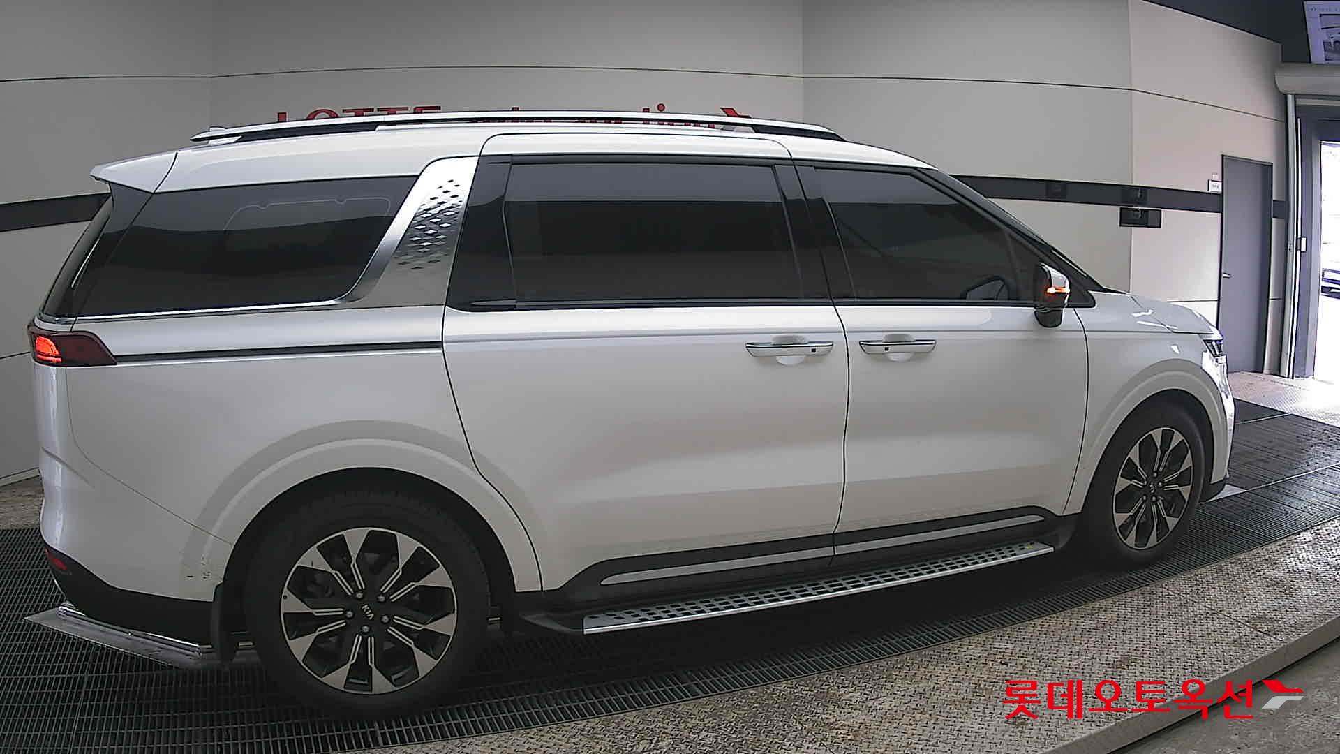 كيا كارنفال