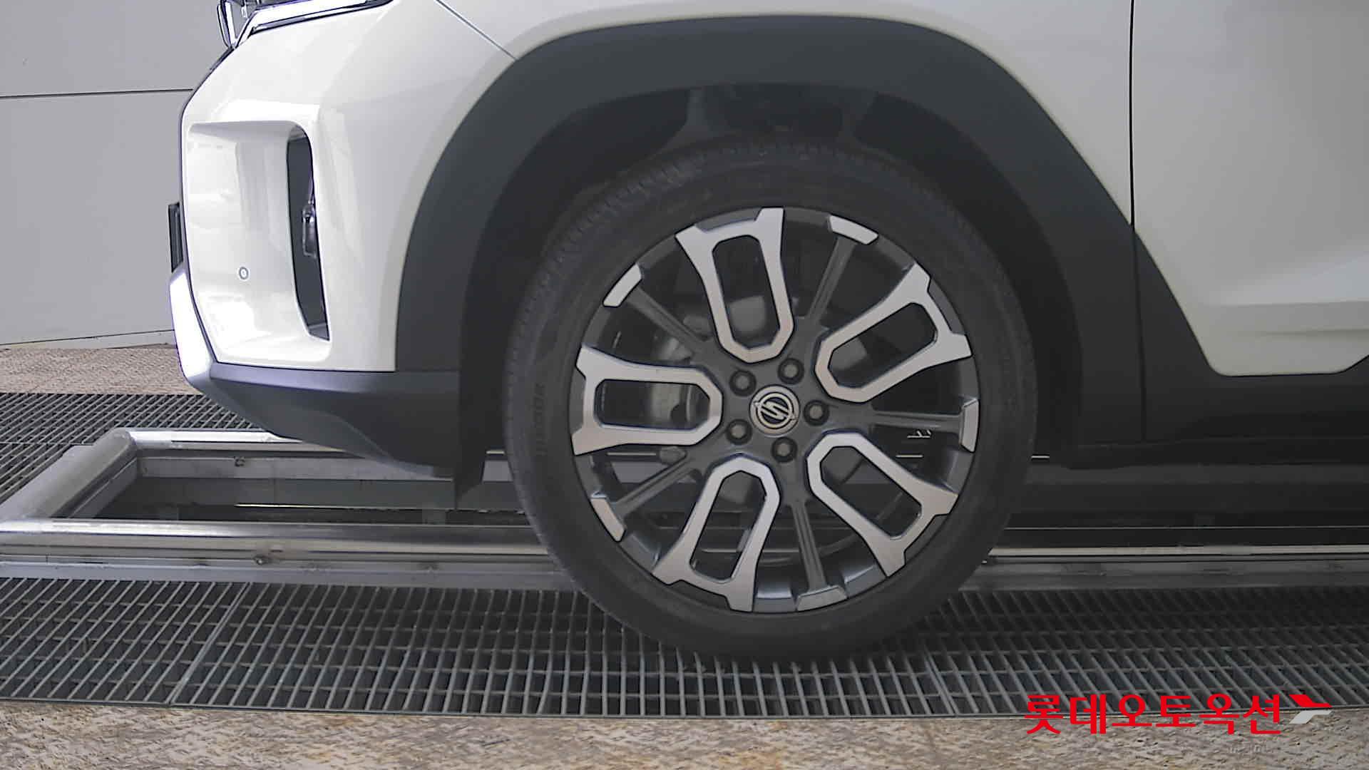 سانغ يونغ توريس