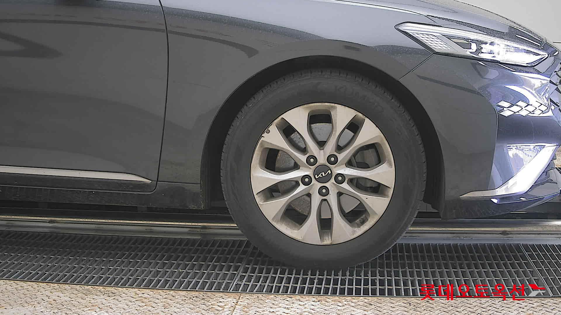 كيا K8 - 27