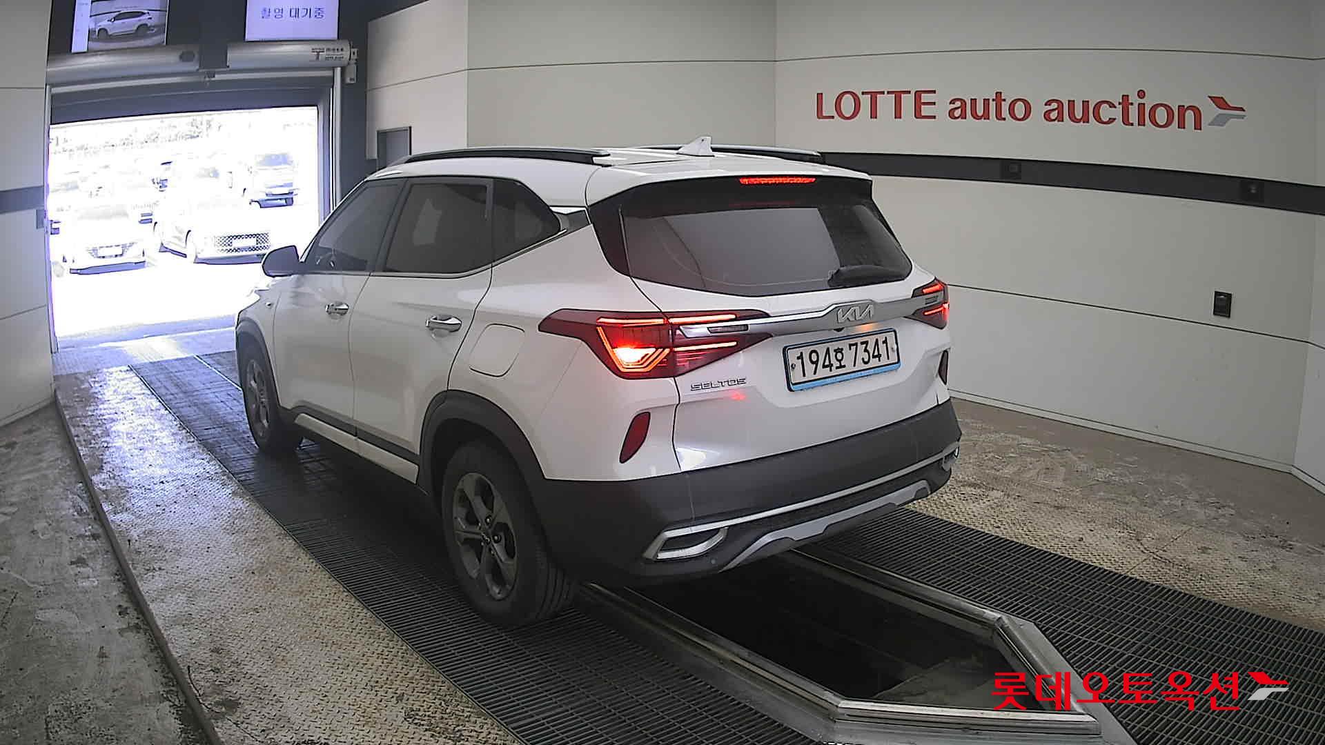 Kia Seltos - 4