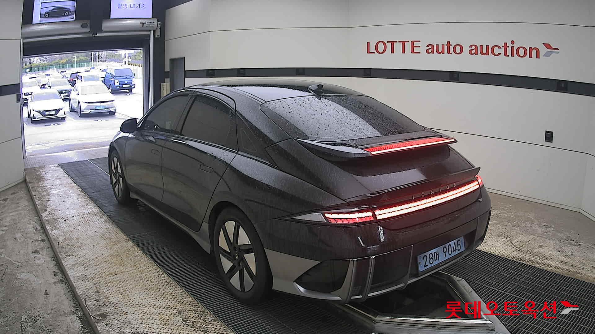 Hyundai Ioniq 6 - 4