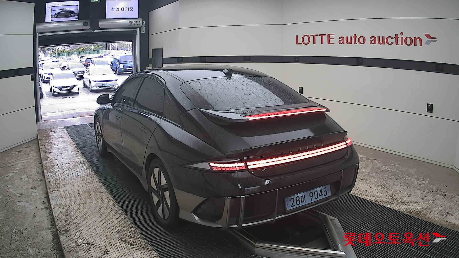 Hyundai Ioniq 6 - 16