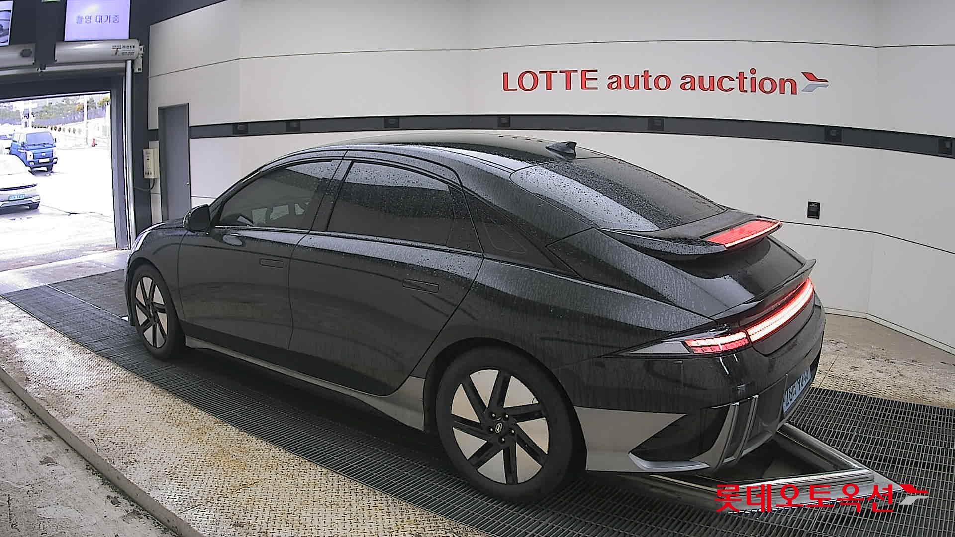 Hyundai Ioniq 6 - 15