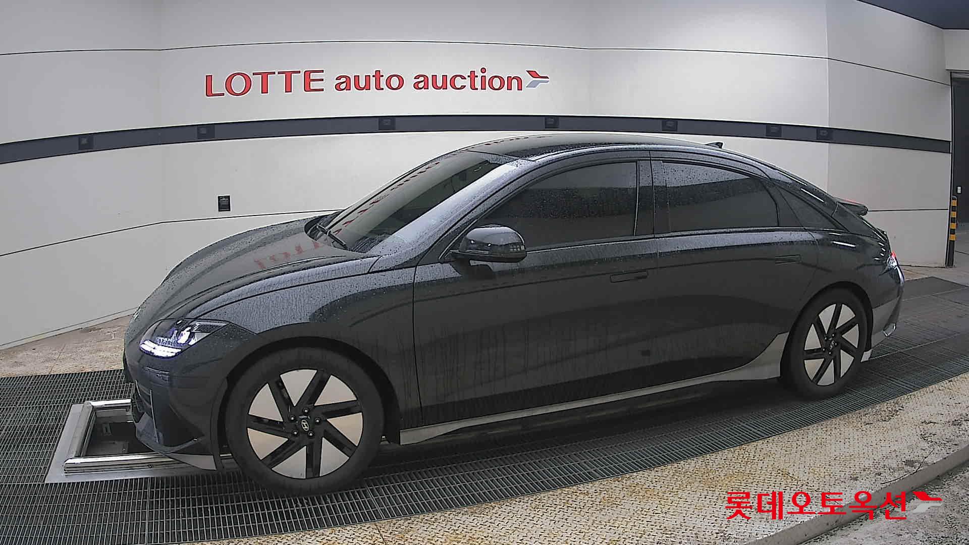 Hyundai Ioniq 6 - 12