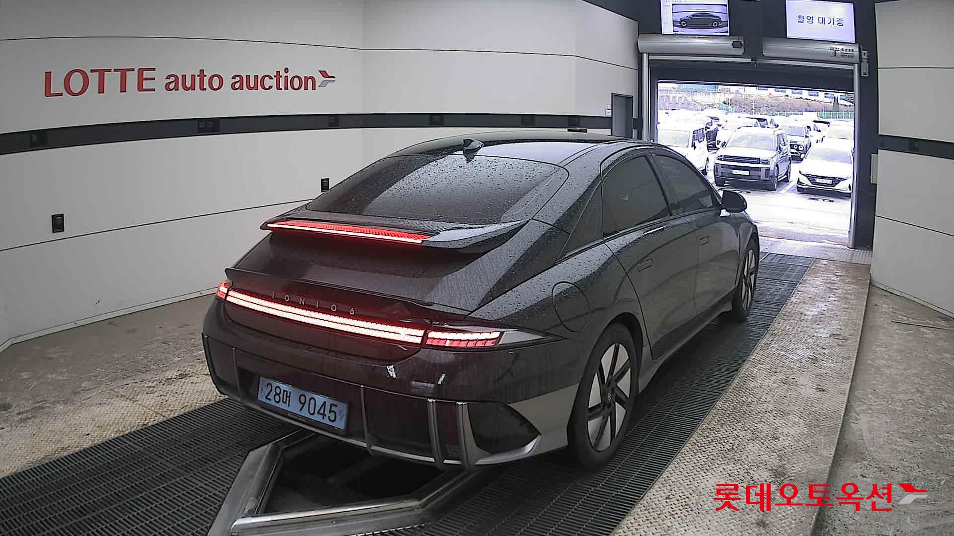 Hyundai Ioniq 6 - 18