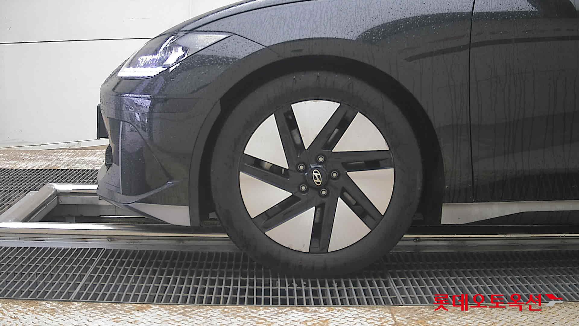 Hyundai Ioniq 6 - 25