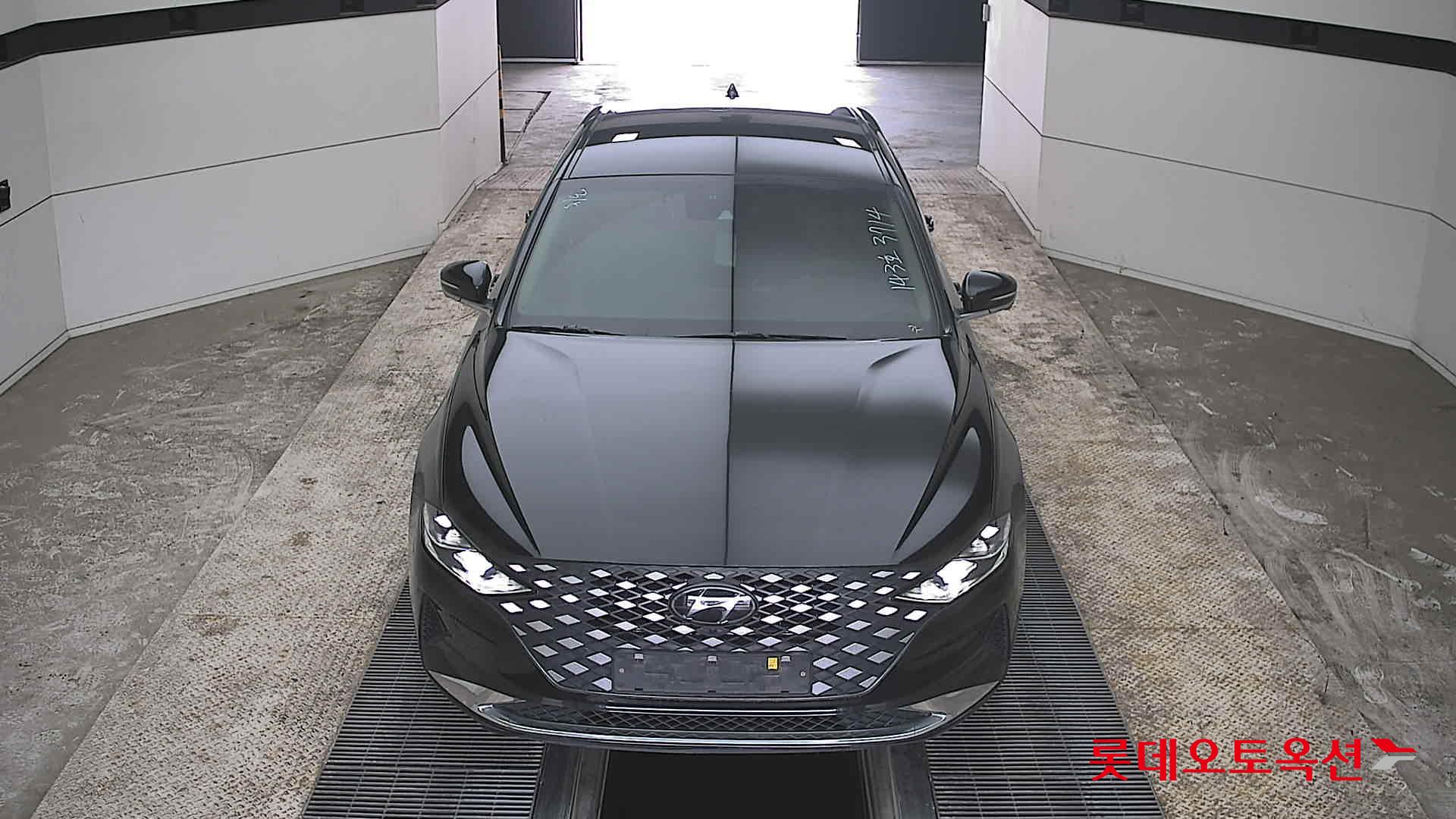 هيونداي أزيرا