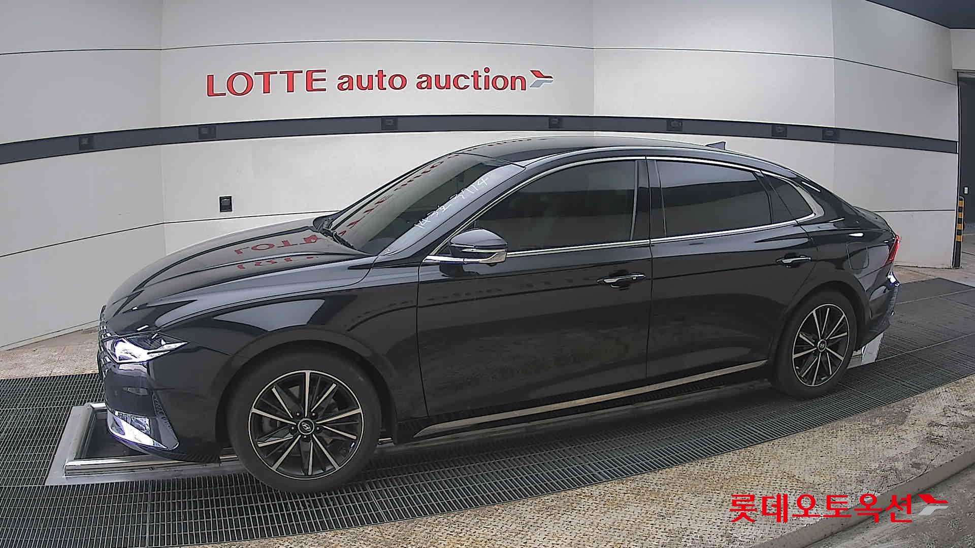 هيونداي أزيرا