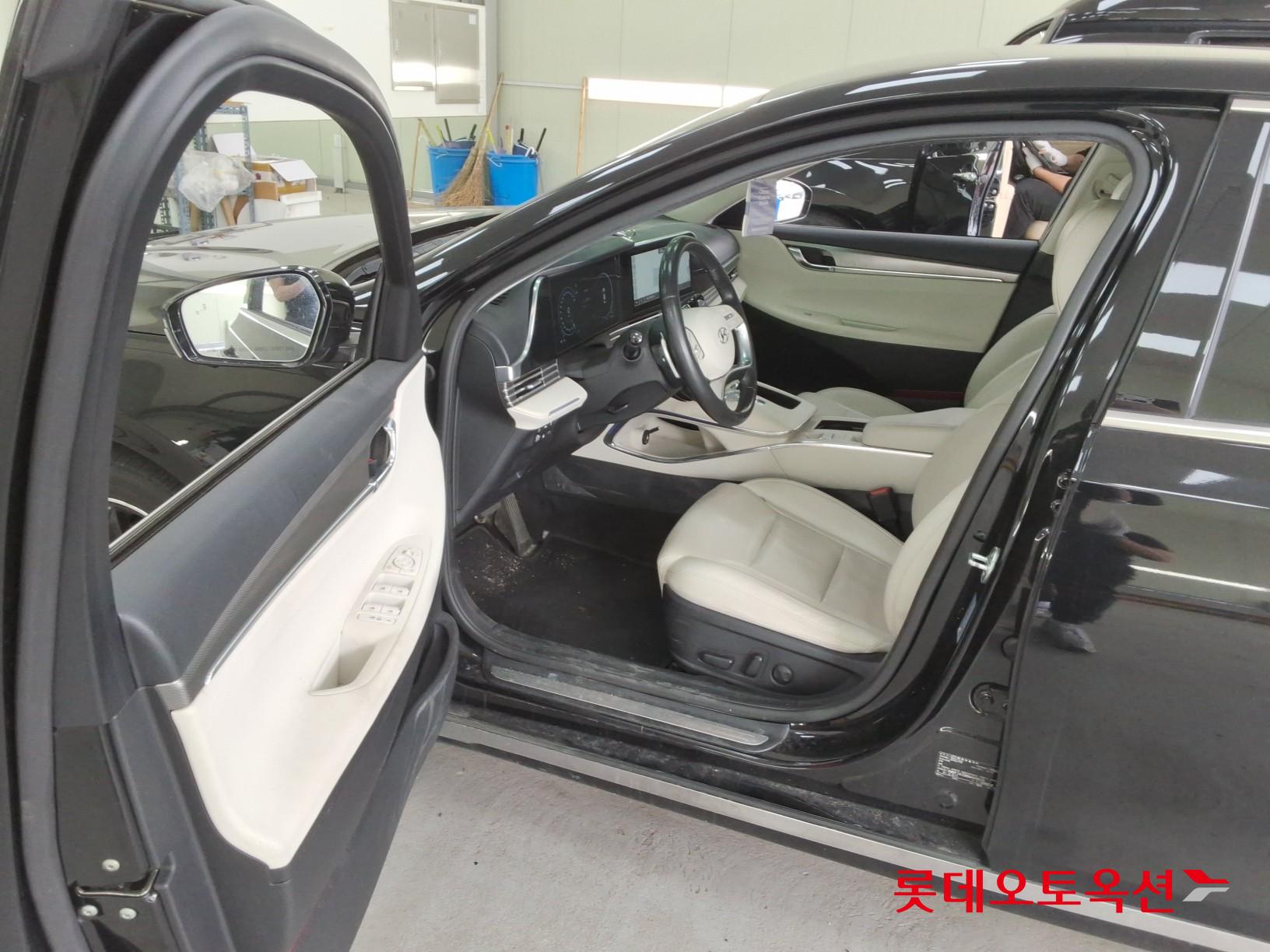 هيونداي أزيرا