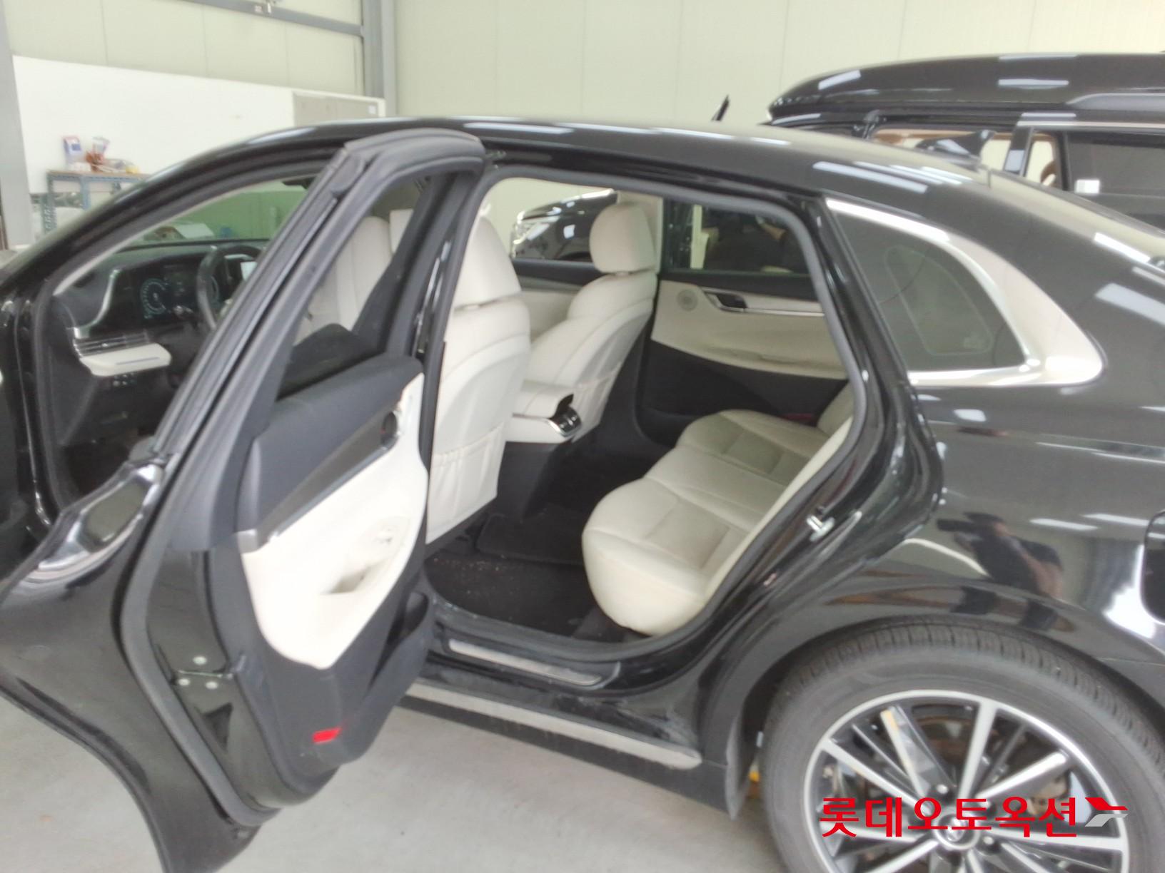 هيونداي أزيرا