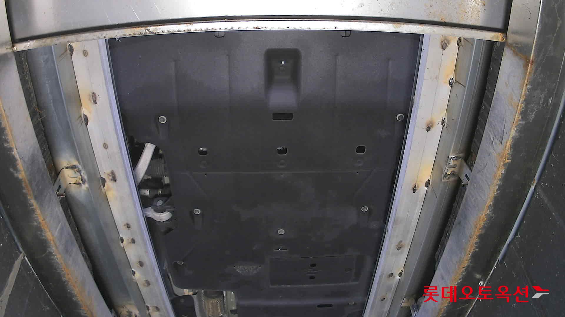 جينيسيس GV70 - 8