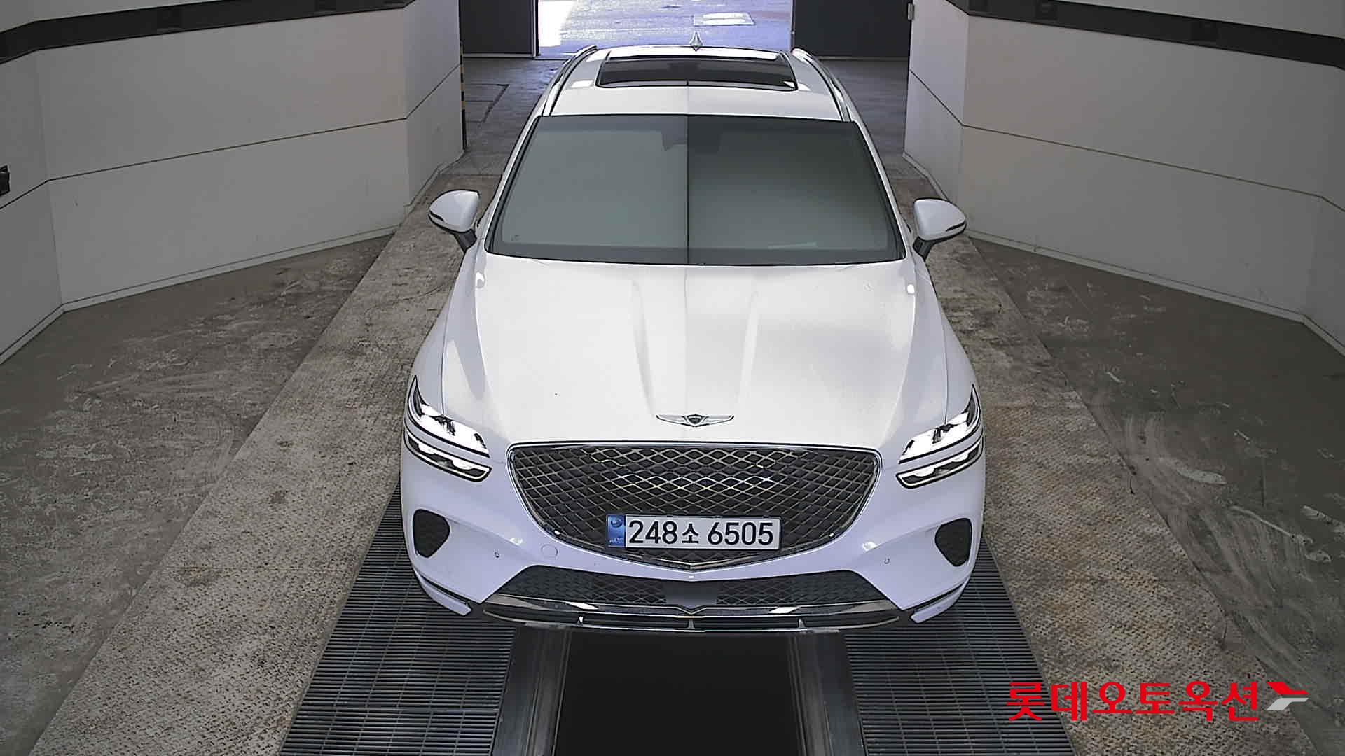 جينسس جي في 70