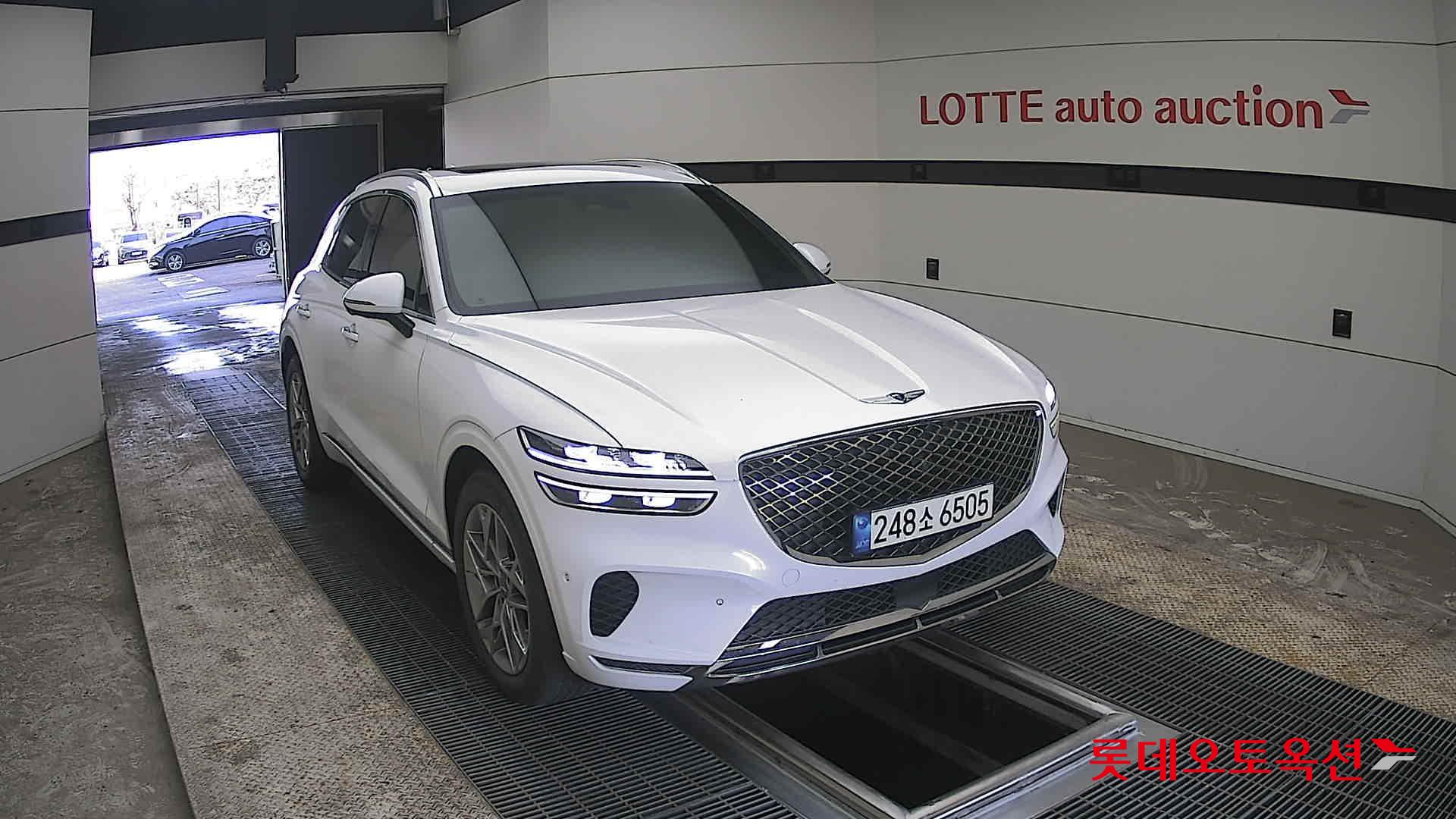 جينسس جي في 70