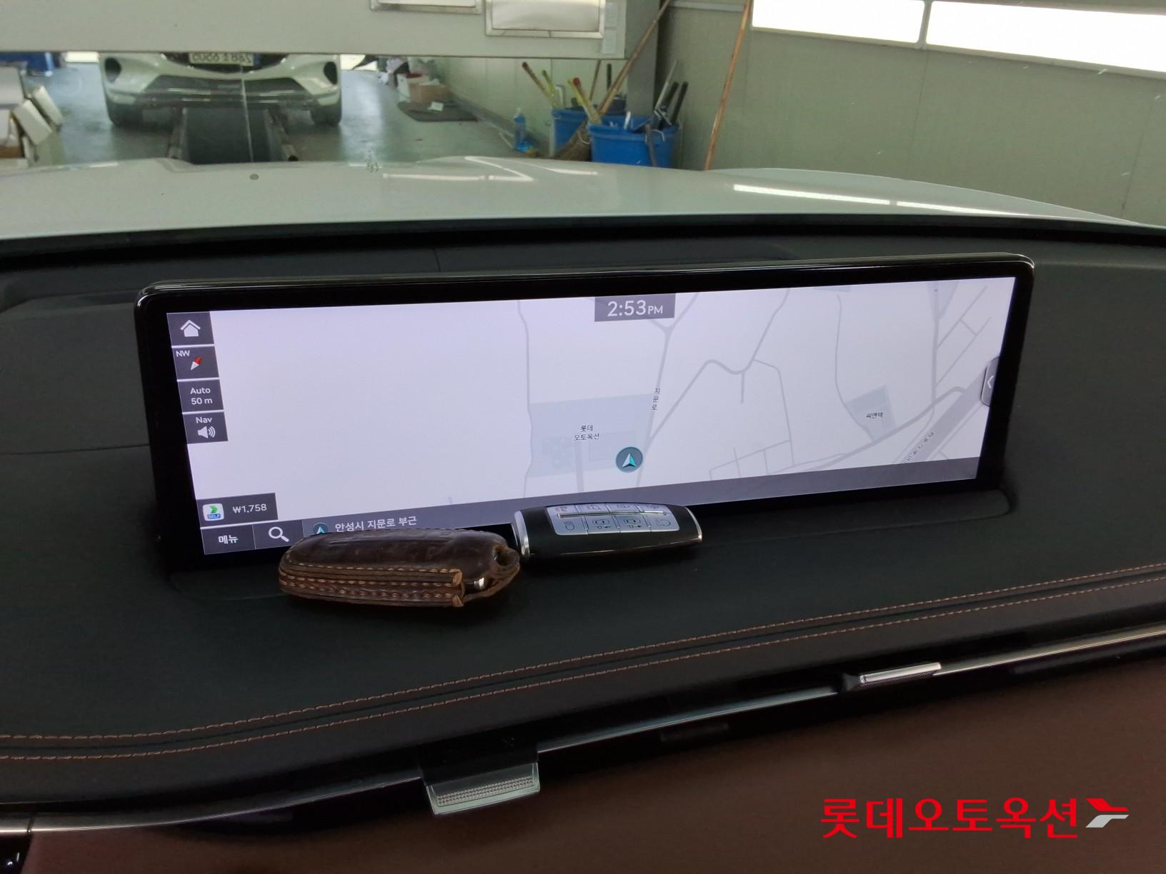 جينسس جي في 70