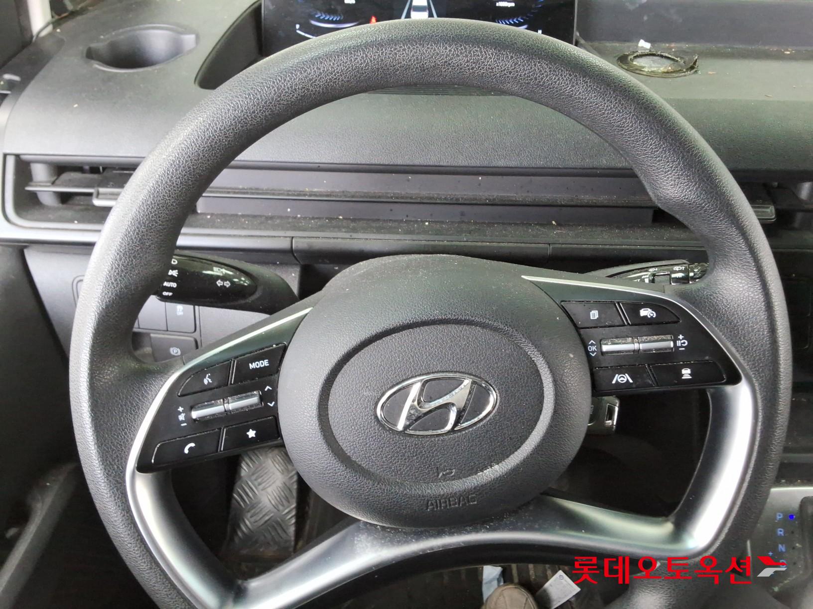 هيونداي ستاريا