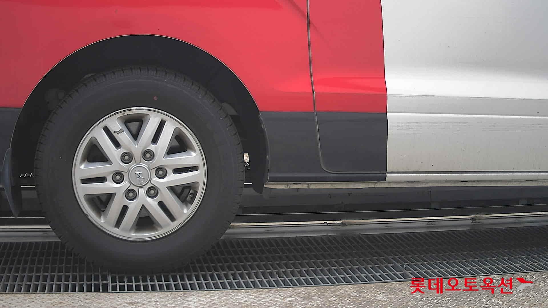 هيونداي جراند ستاركس