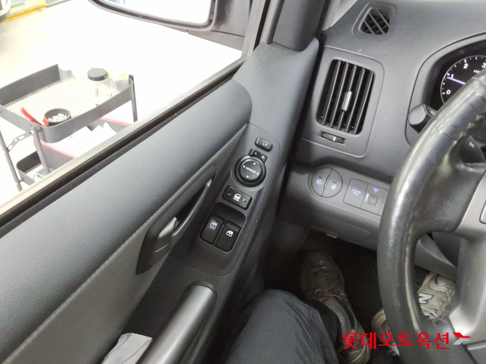 هيونداي جراند ستاركس