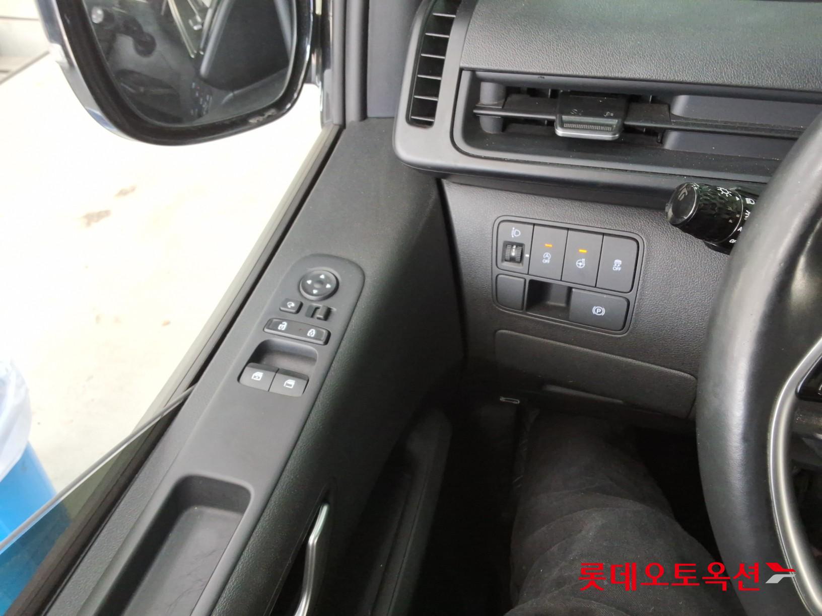 هيونداي ستاريا