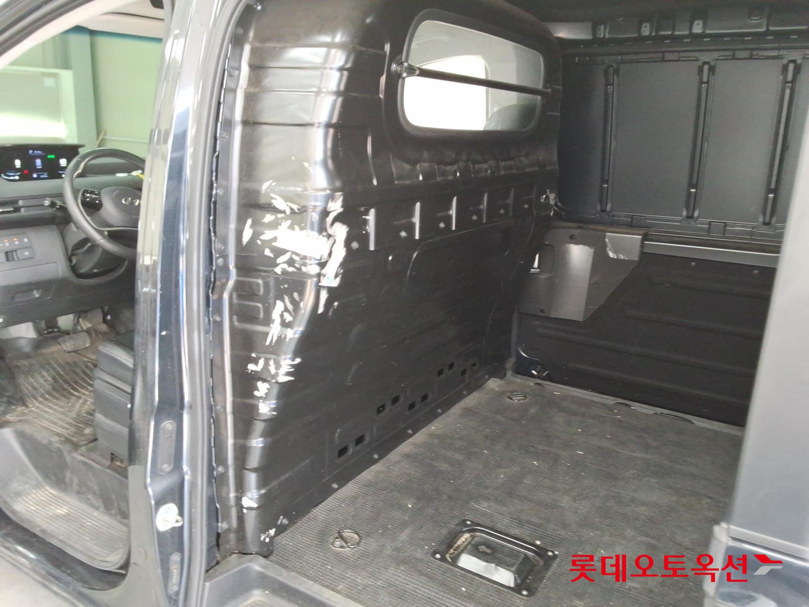 هيونداي ستاريا