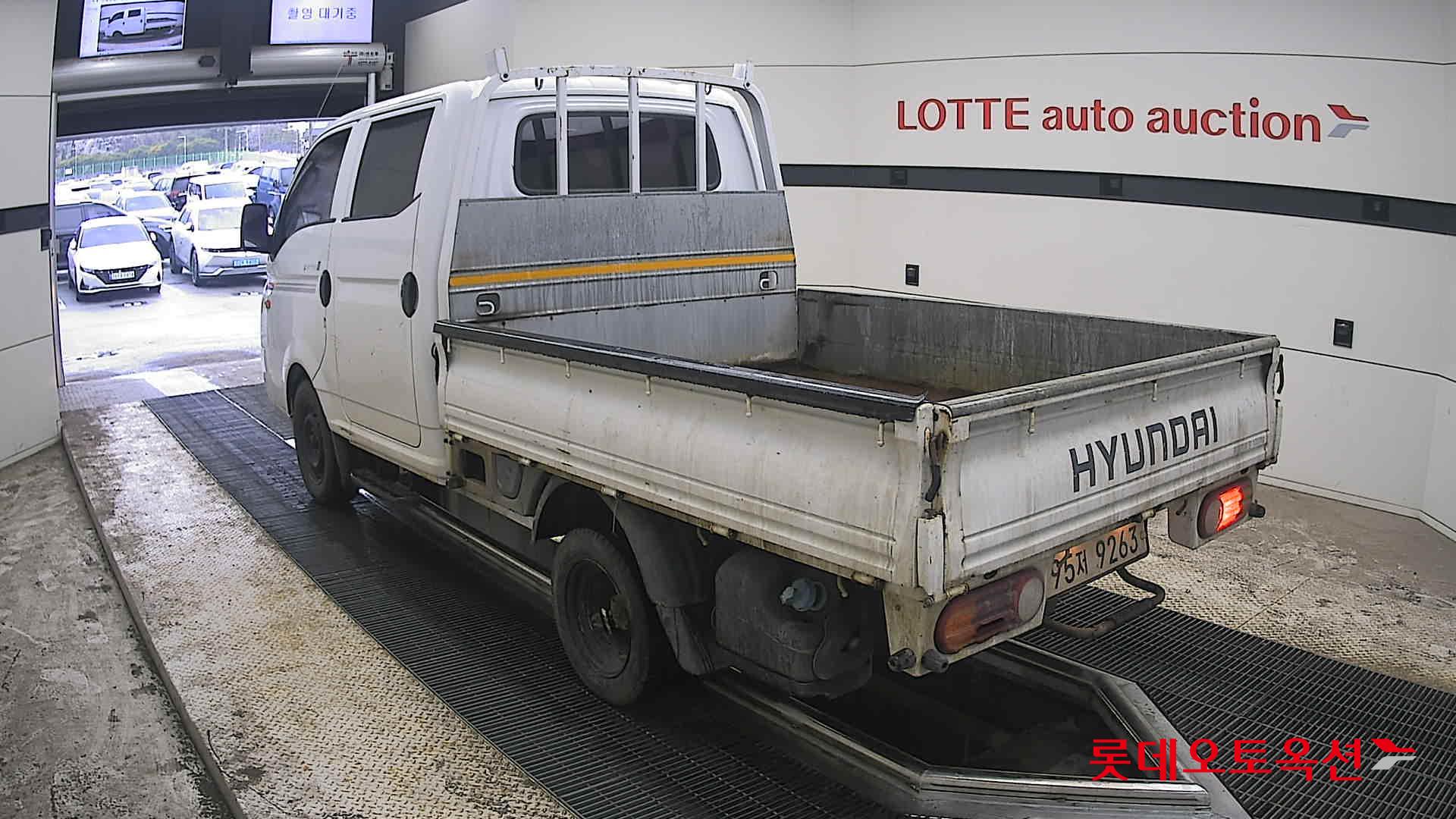 Hyundai Porter - 4