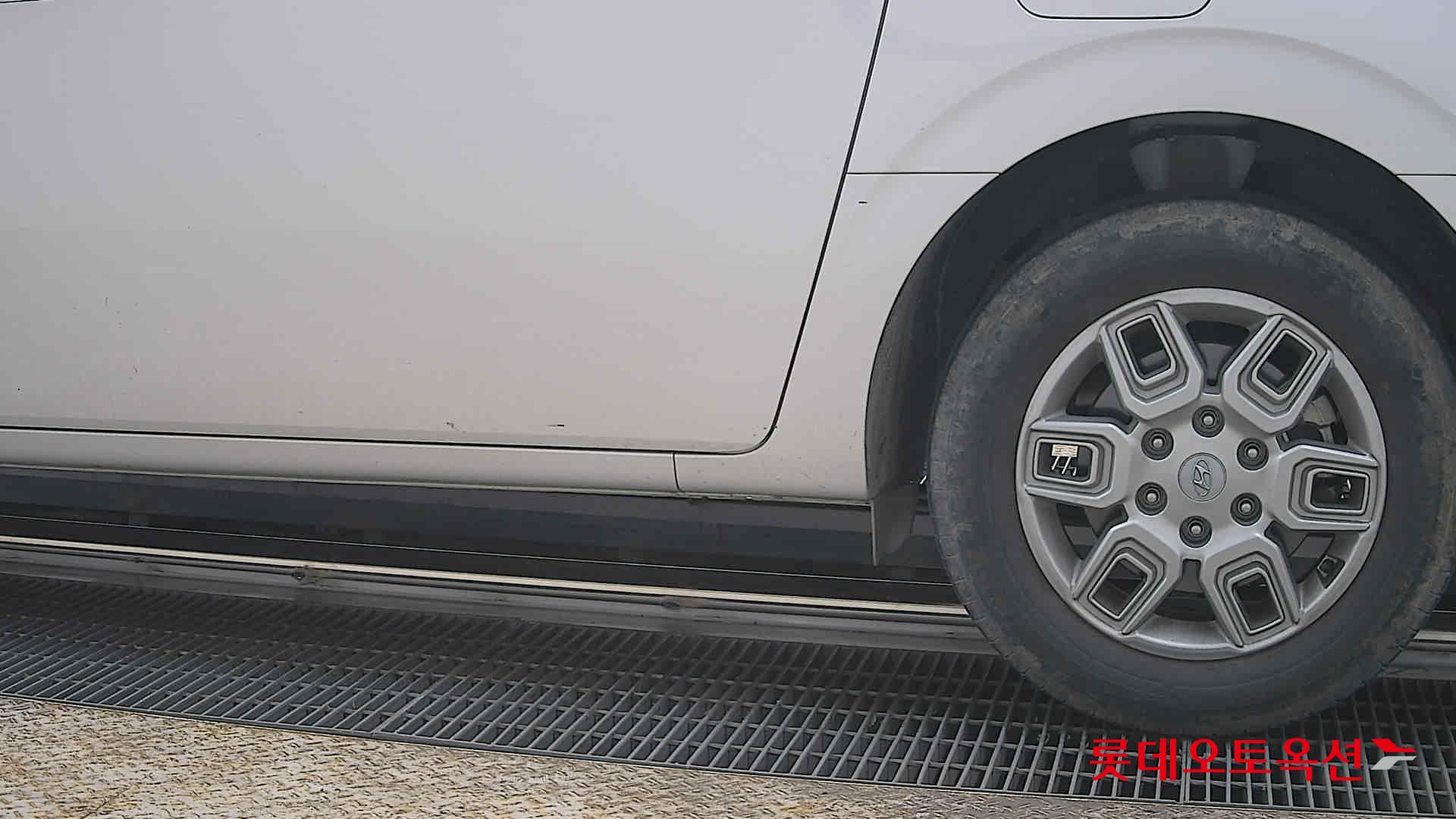 هيونداي ستاريا