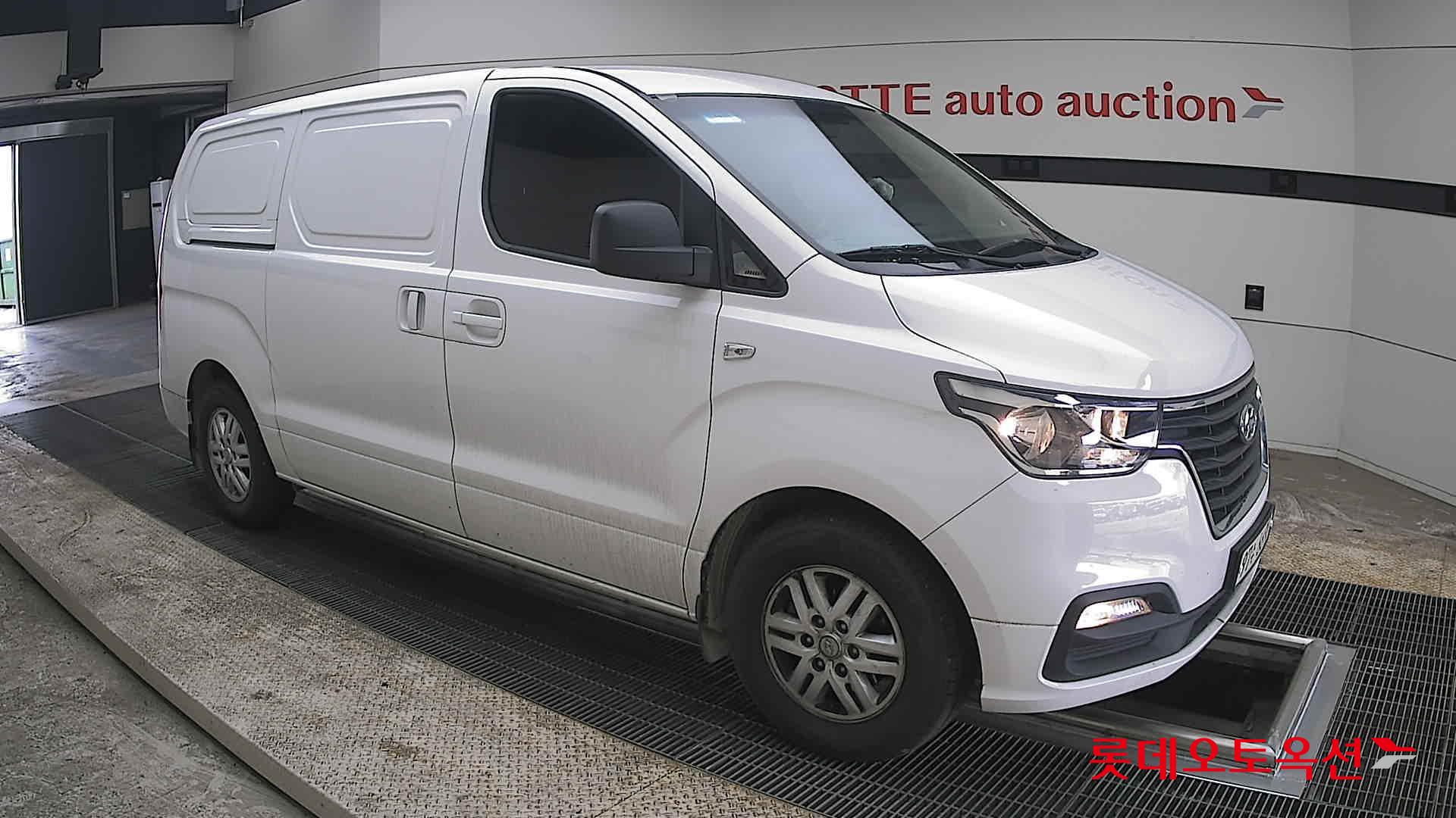 هيونداي جراند ستاركس