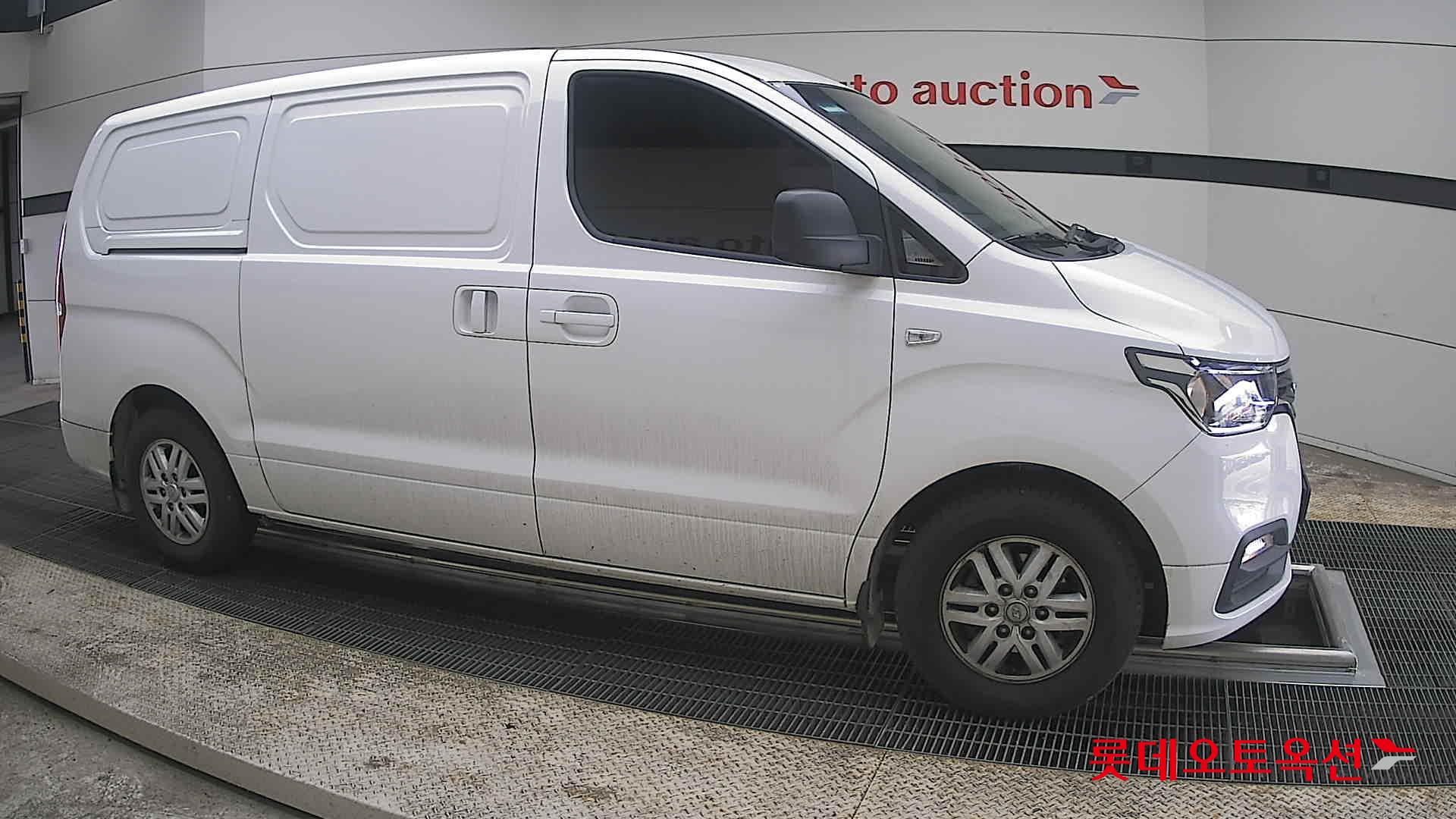 هيونداي جراند ستاركس