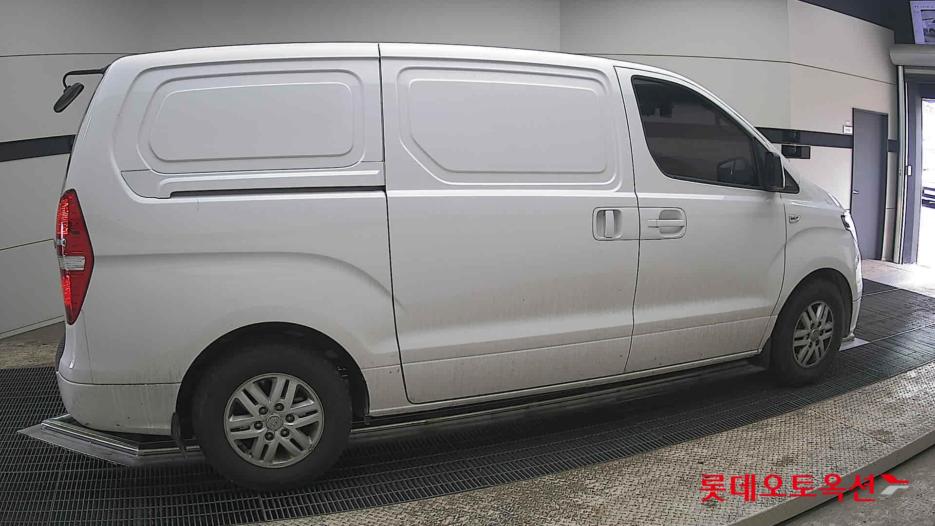 هيونداي جراند ستاركس