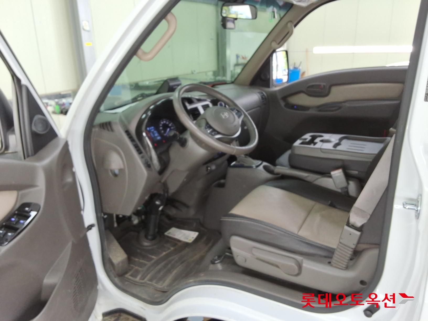 Hyundai Porter - 36
