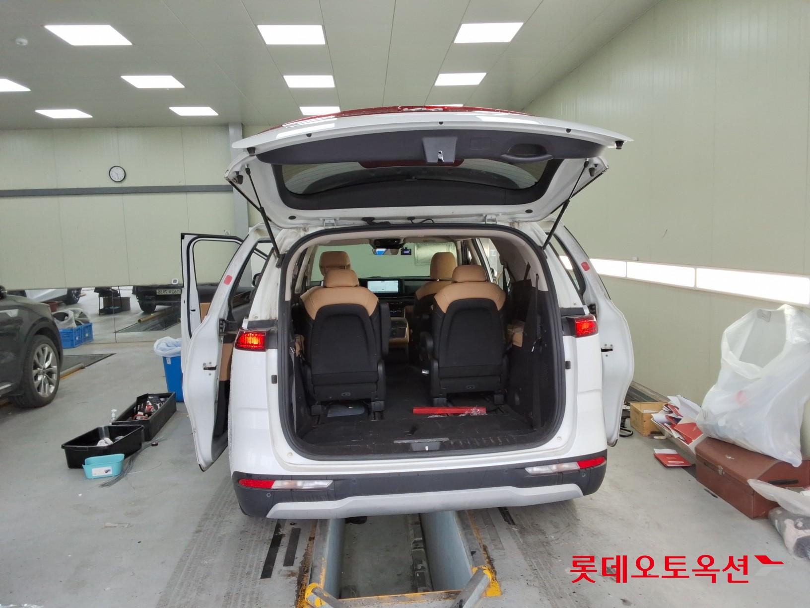 기아자동차 카니발 - 9