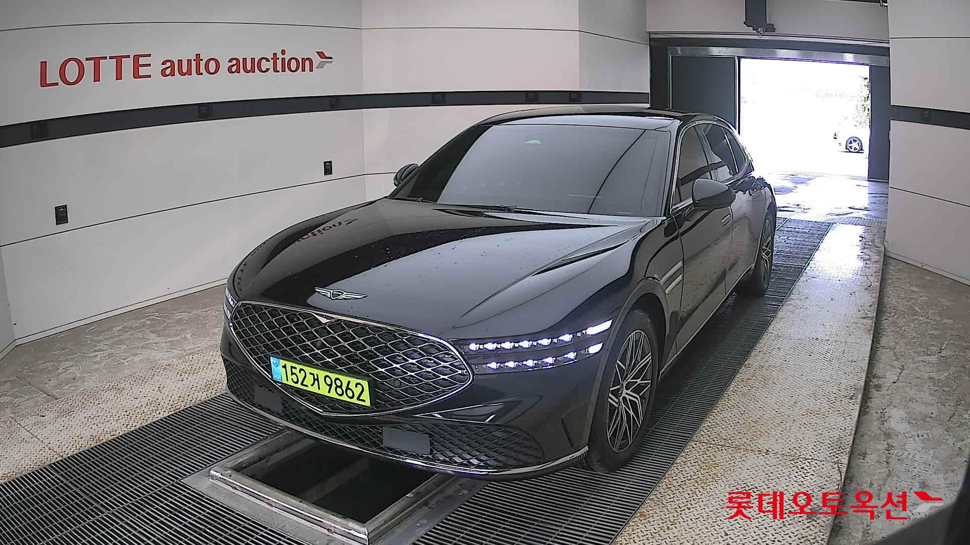 2025 - genesis g90