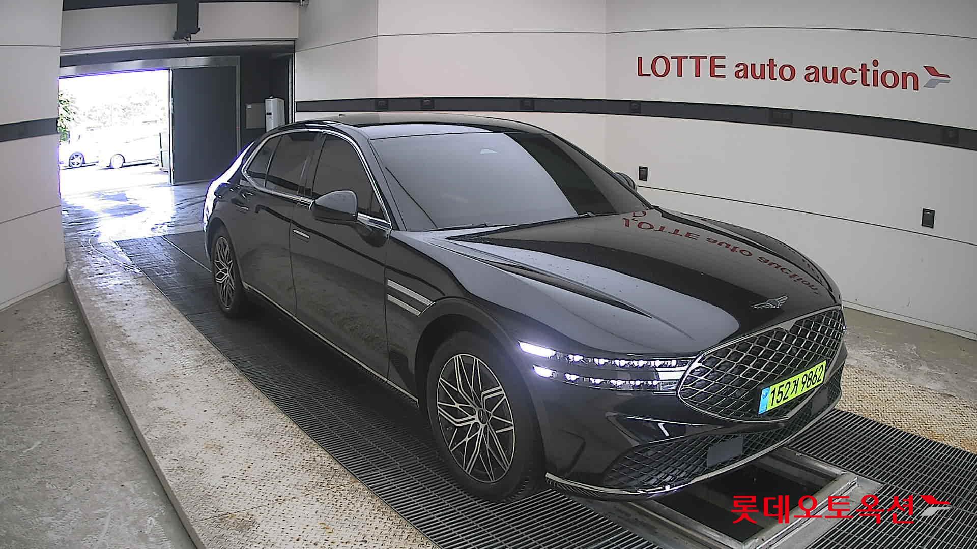 2025 - genesis g90