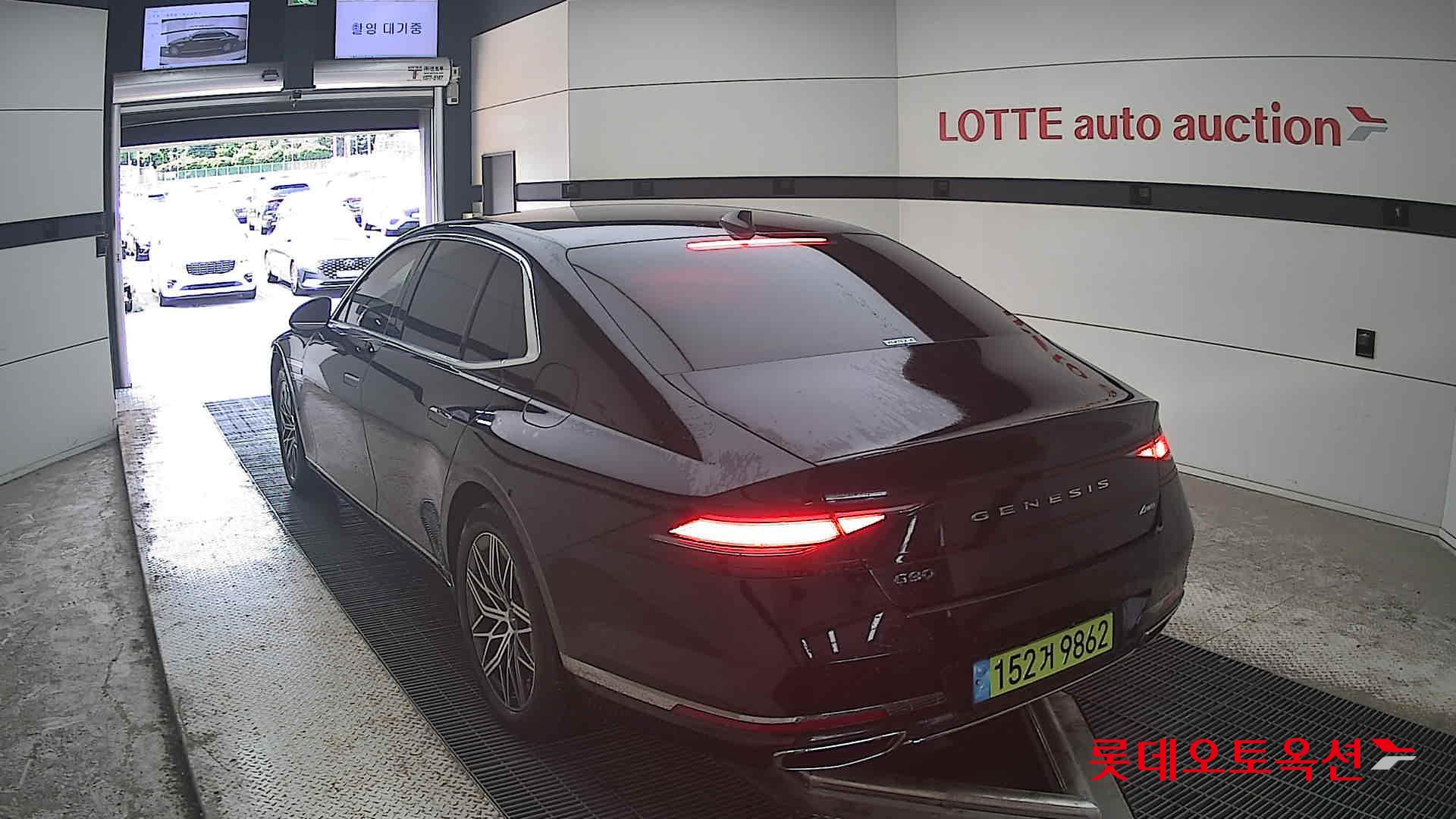 2025 - genesis g90