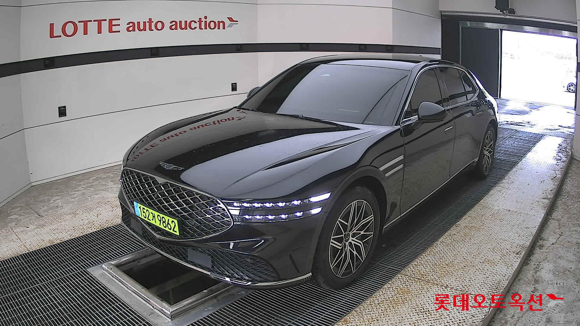 2025 - genesis g90