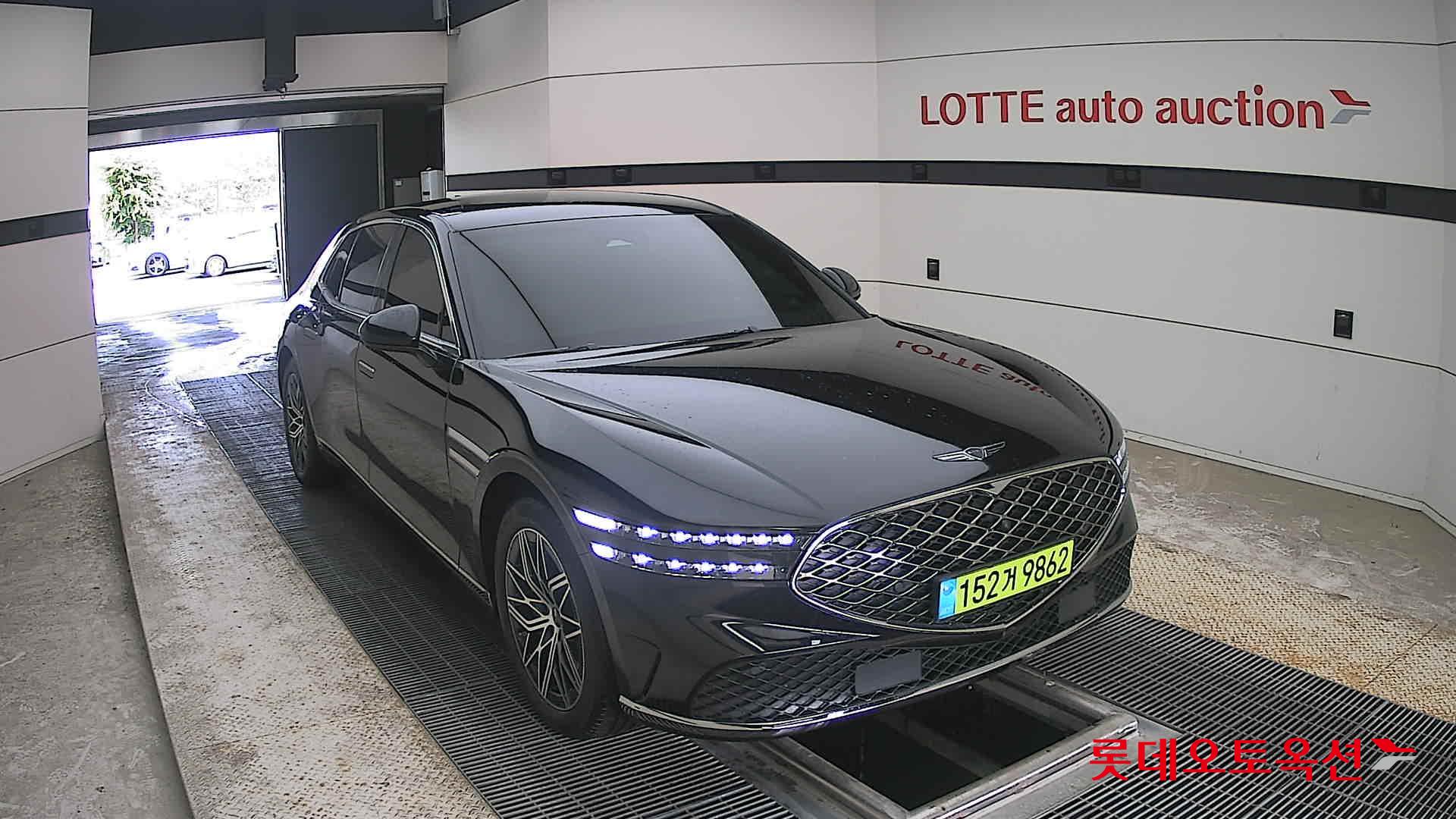2025 - genesis g90