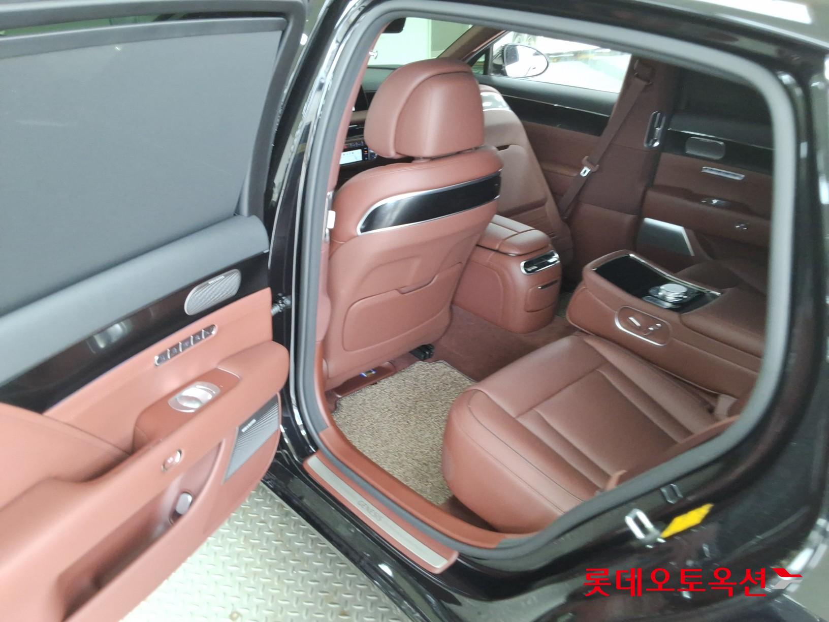 2025 - genesis g90