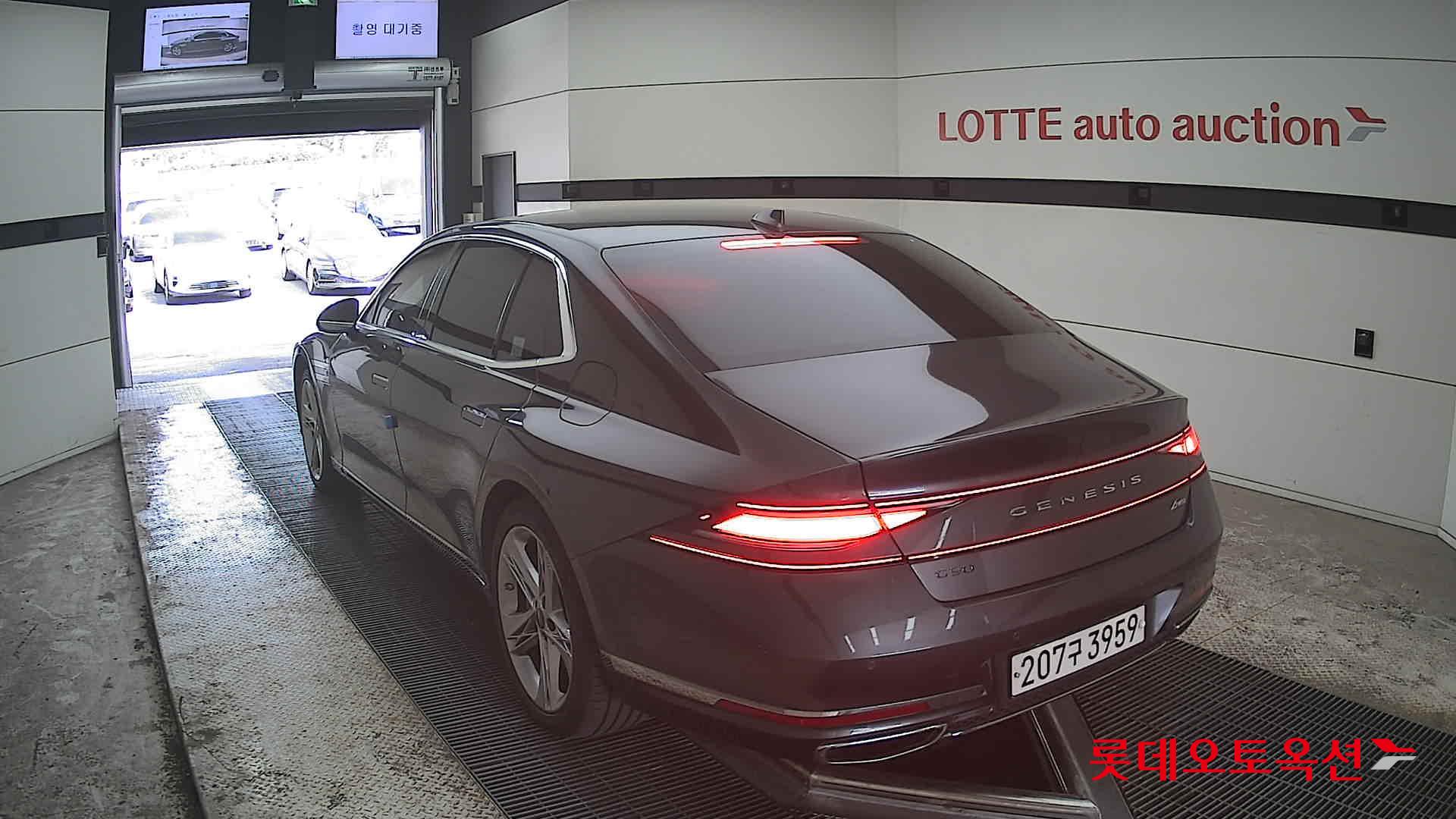 제네시스 G90 - 16