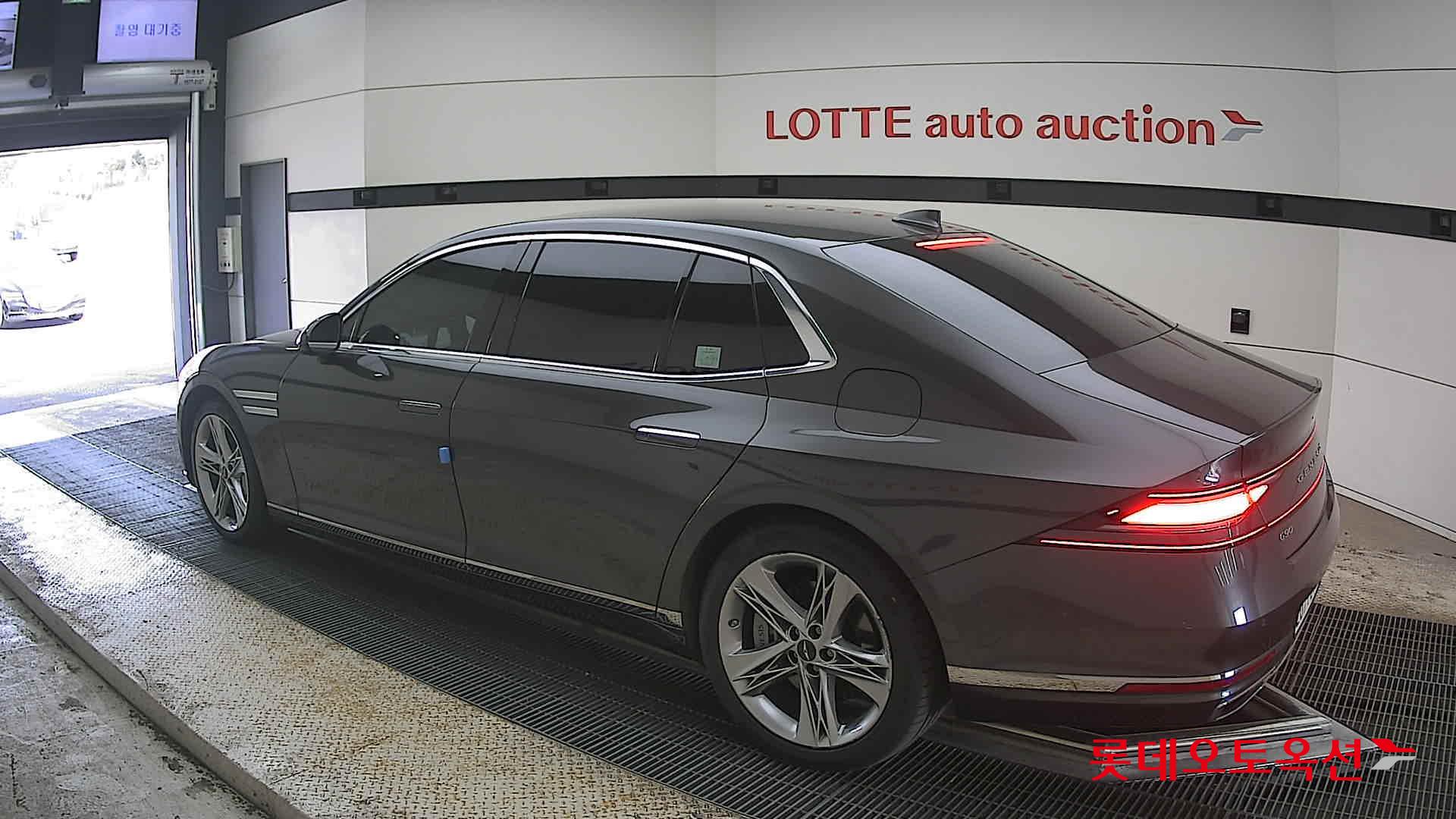 제네시스 G90 - 15
