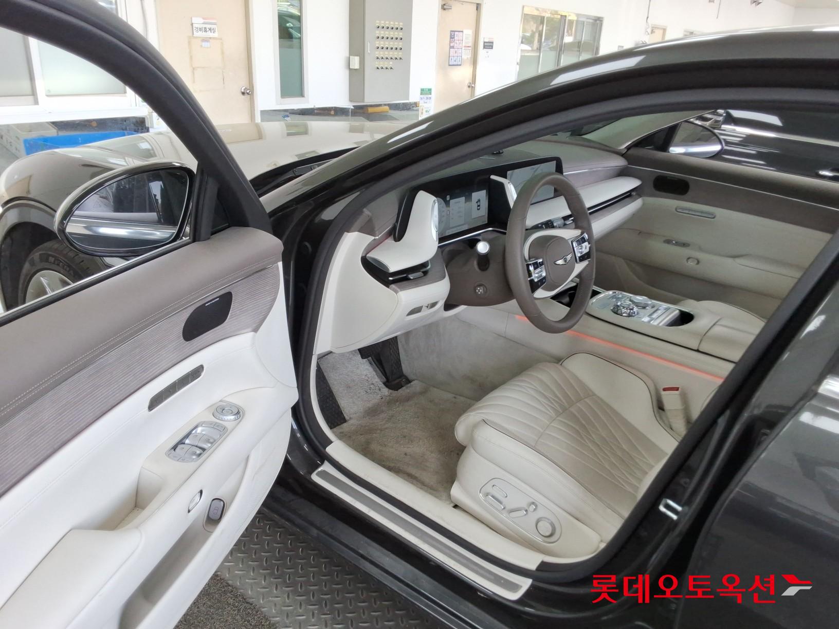 제네시스 G90 - 35